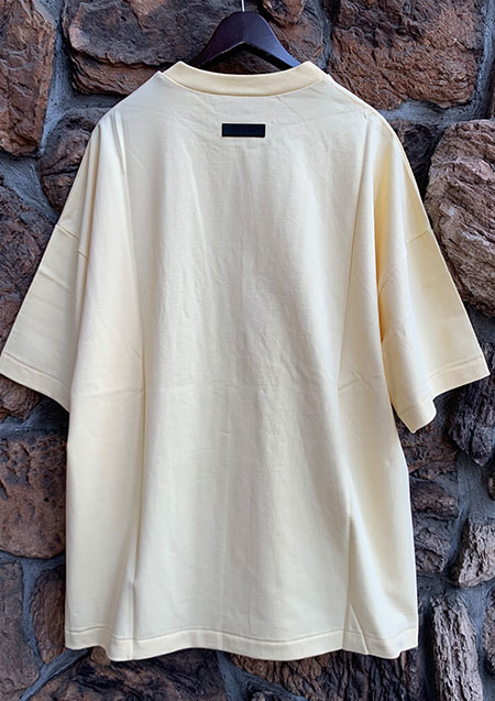 FOG ESSENTIALS 24SS FRONT LOGO SS TEE | G/YELLOW