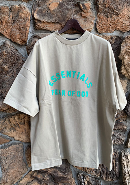 FOG ESSENTIALS 24SS FRONT LOGO SS TEE | SEAL