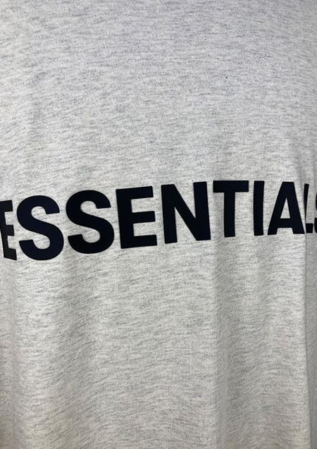 FOG ESSENTIALS FRONT LOGO SS TEE | LT/OATMEAL