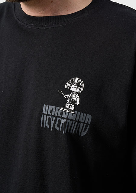 STUD MUFFIN 5.6ozコットン天竺 KURTワッペンLS Tシャツ | BLACK